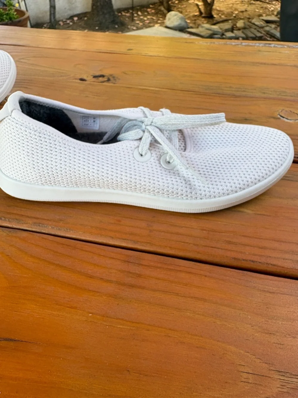NWOB AllBirds Tree Skippers Size 9